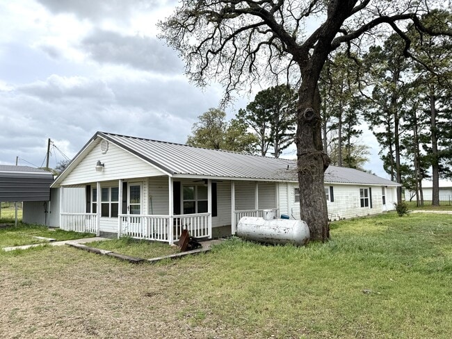 Building Photo - 52 Landmark Rd