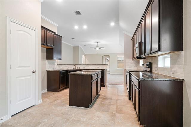 Building Photo - 16316 Stillhouse Hollow Ct