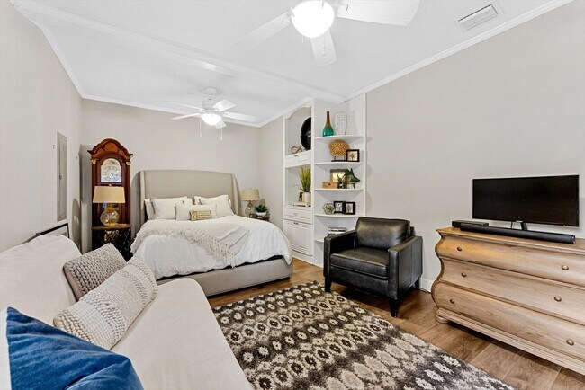 Building Photo - 4487 NW 42nd Terrace