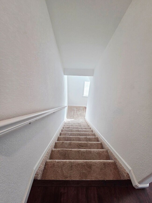 Building Photo - 5435 W 97th Ave