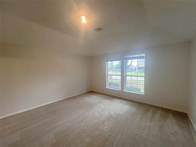 Building Photo - 1616 Logan Dr