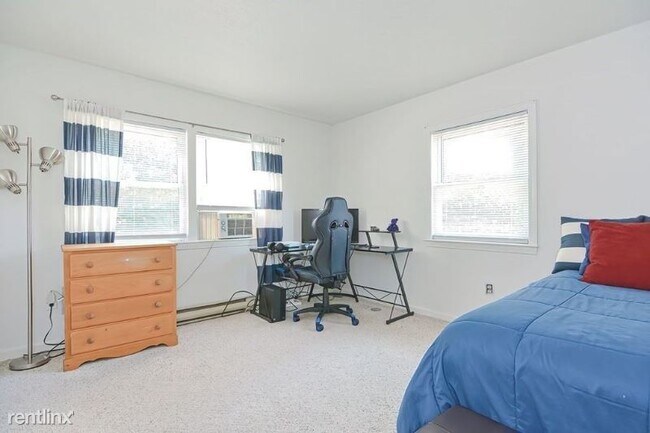 Building Photo - 2 br, 1 bath Condo - 30 Abbey Rd 208 Unit 208