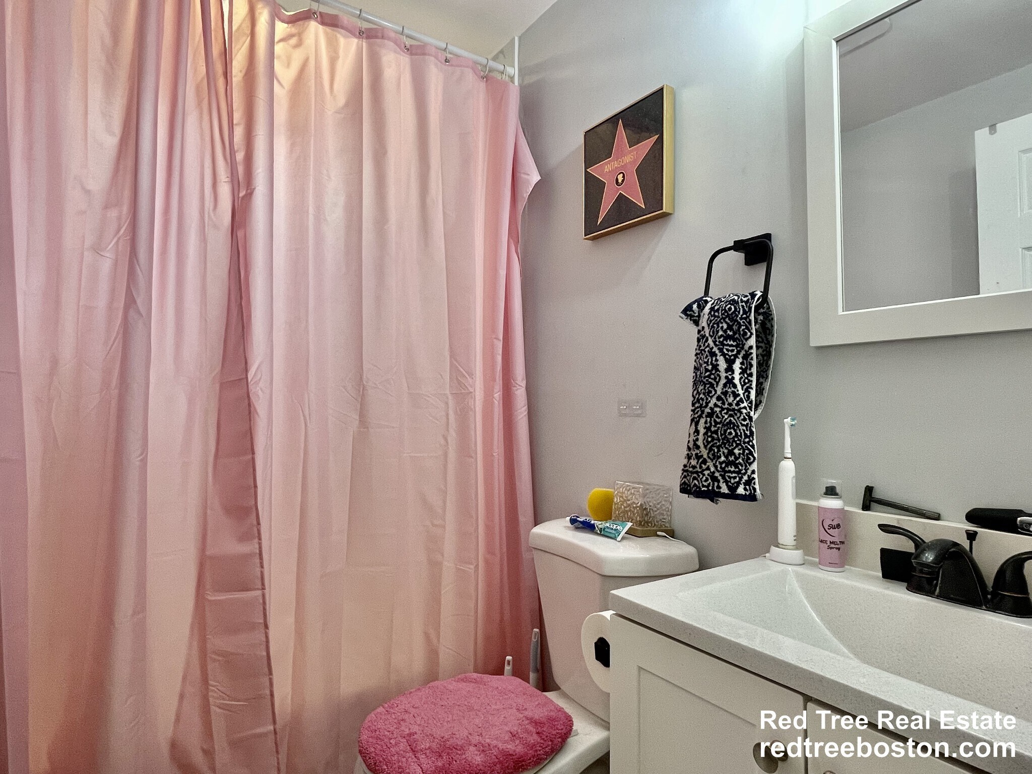 Building Photo - 11 Pearl Ter