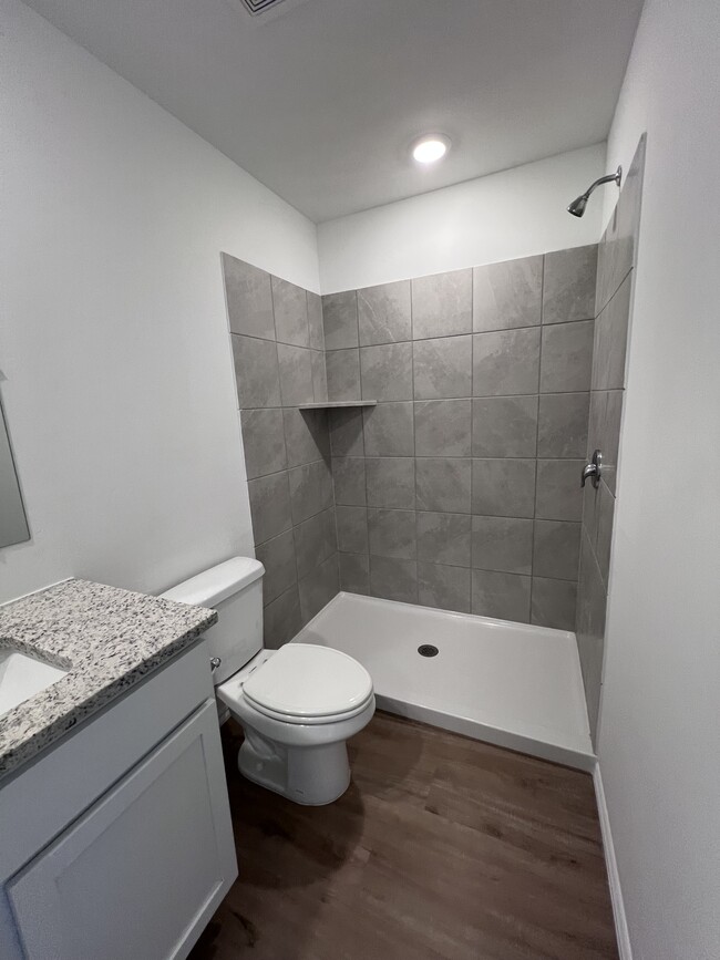 Building Photo - 2317 Wolford Ct