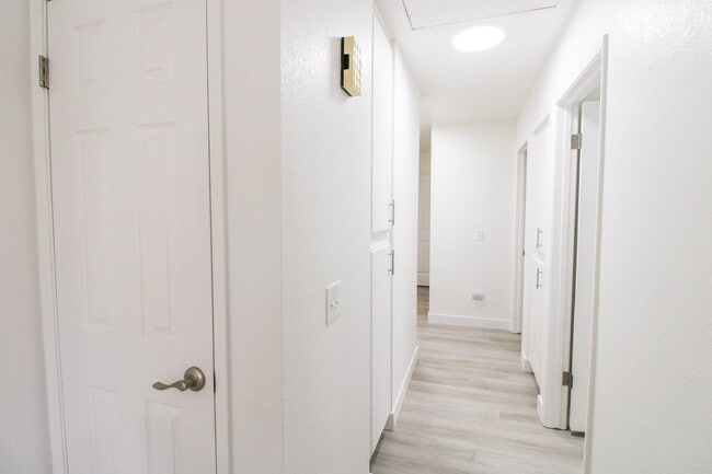 Building Photo - 2 Bed, 2 Bath Townhome in San Luis Obispo!