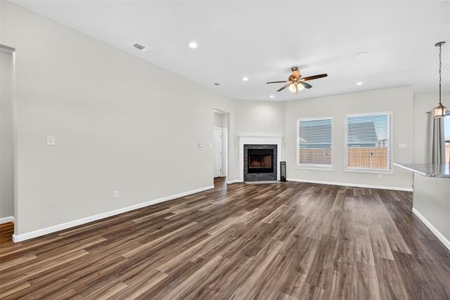 Building Photo - 1020 Silverton Dr