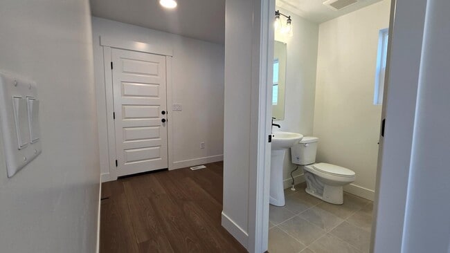 Building Photo - 1017 N 3620 W