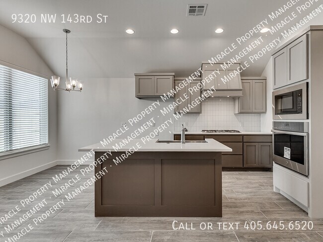 Building Photo - 9320 NW 143rd St