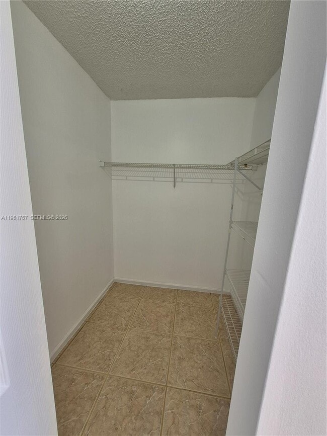 Building Photo - 16955 SW 142nd Pl