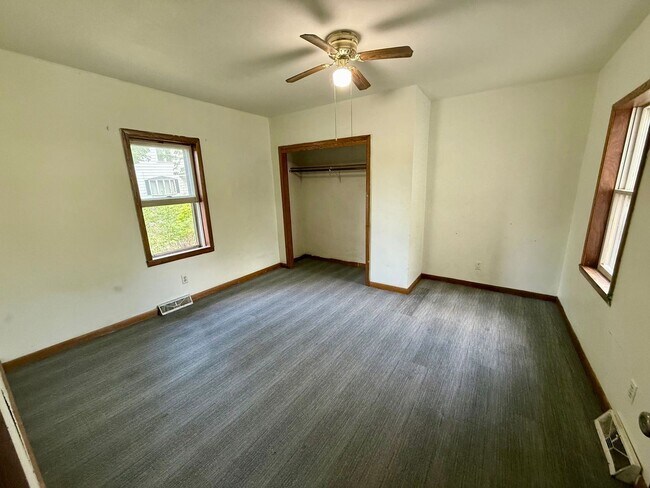 Building Photo - 3 Bed 1 Bath Single Family Home in Wausau