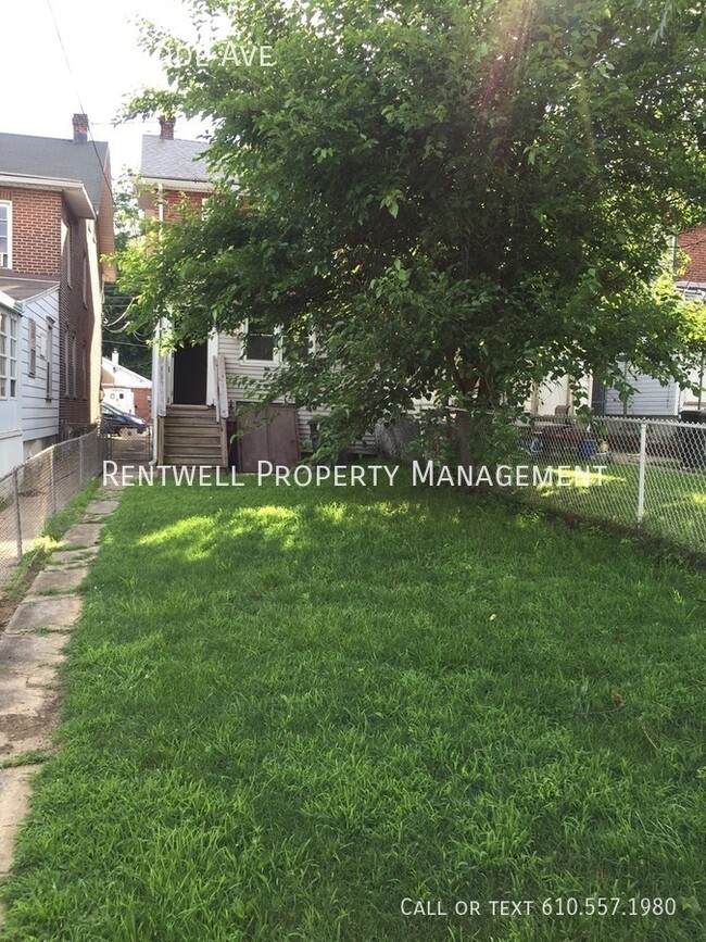 Building Photo - 161 Strode Ave