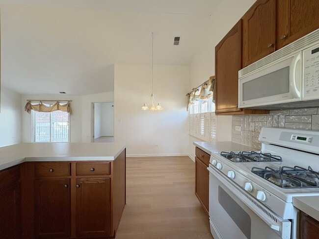 Building Photo - 2611 Cedar Glade Dr