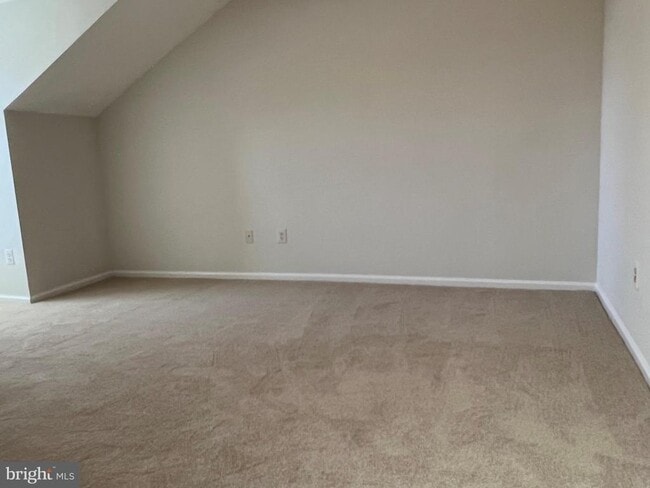 Building Photo - 6015 Netherton St