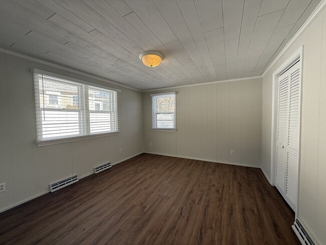 Building Photo - 2 Cochituate Rd