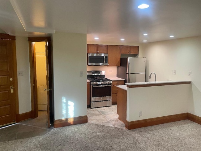 Building Photo - 1301 Clayton St