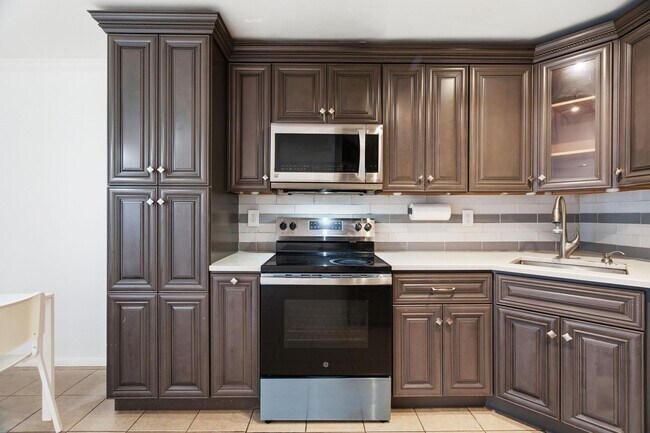 Building Photo - 41 Coriander Way