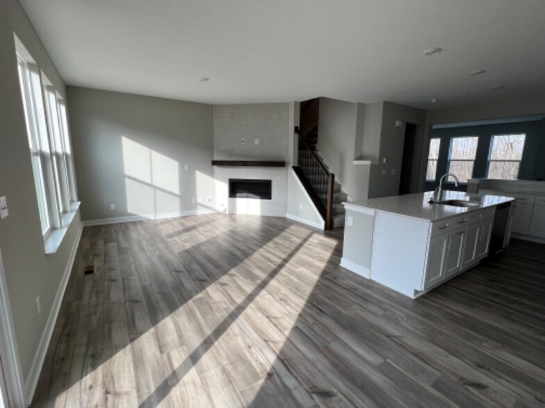 Building Photo - 13815 Tender Dr