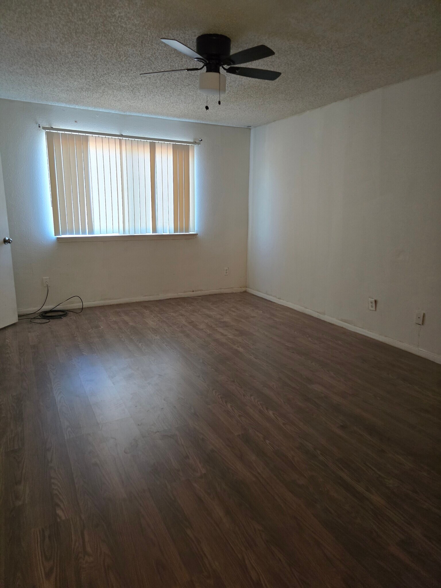 Main Bedroom - 2107 Greenbriar Colony Dr