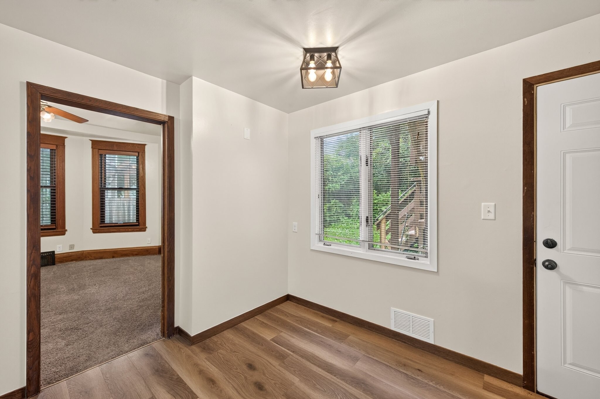 Building Photo - 754 5th St E