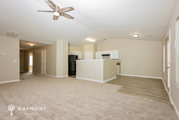 Building Photo - 4057 Liberty Ests Dr