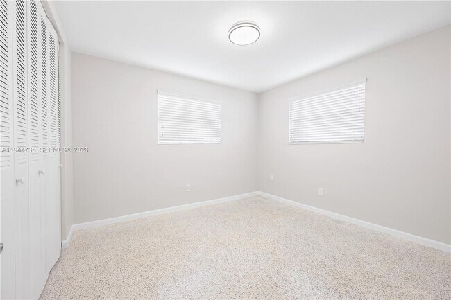 Building Photo - 3855 SW 87th Pl