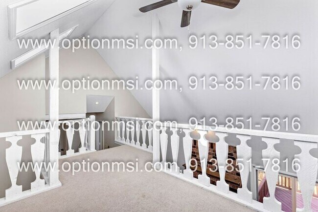Building Photo - Lenexa West Subdivision