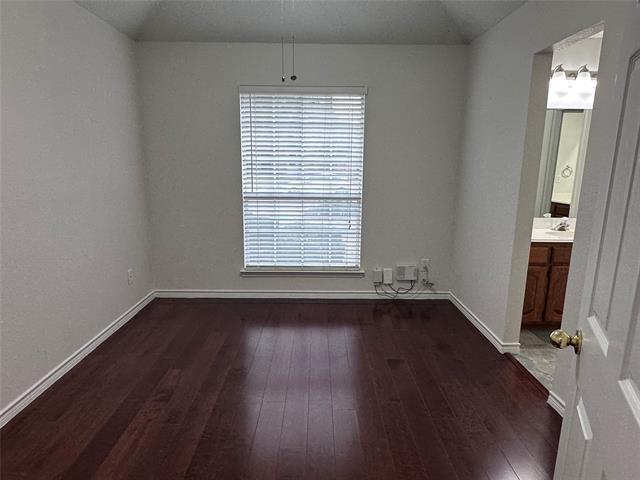 Building Photo - 2514 Chapel Hill Dr