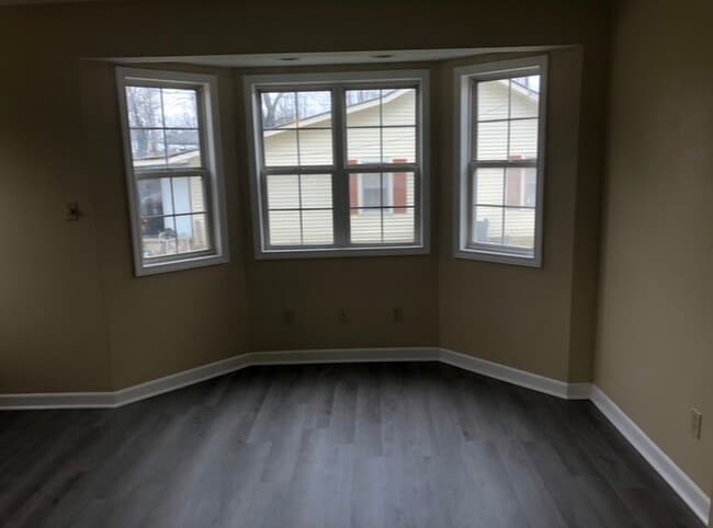 Building Photo - 1236 Goodwin Rd