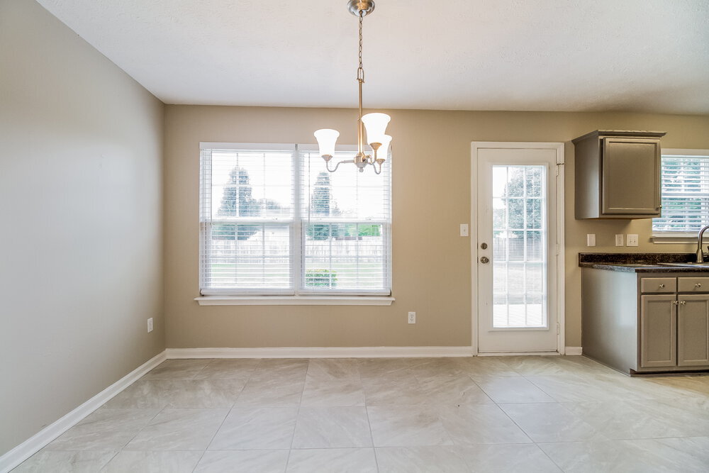 Building Photo - 2211 New Port Dr