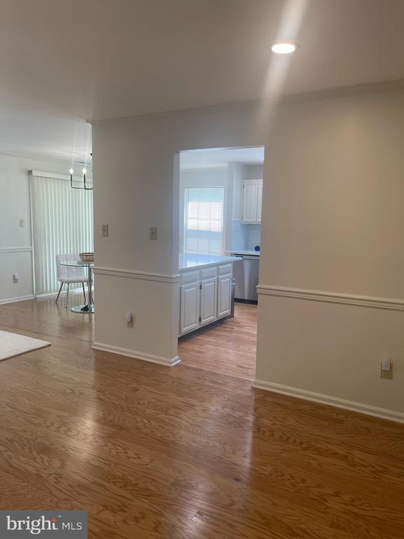 Building Photo - 211 Sonnett Pl