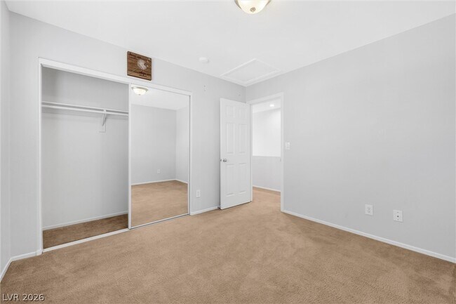 Building Photo - 3314 Villa Fiori Ave