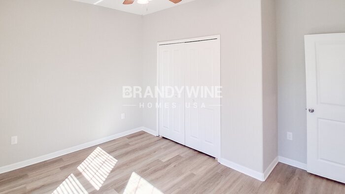 Building Photo - 5572 Mercado Dr