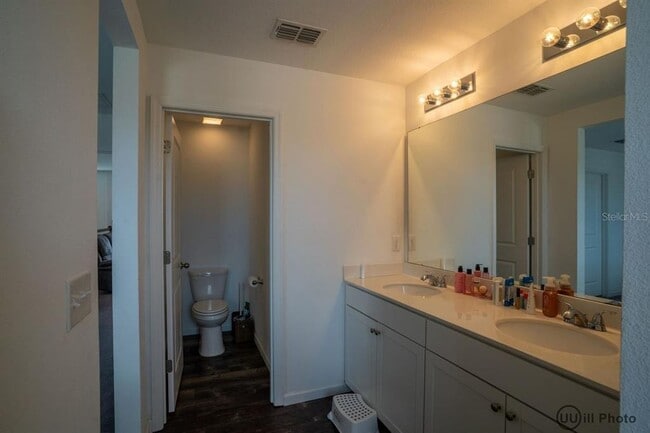 Building Photo - 929 Fallon Hills Dr
