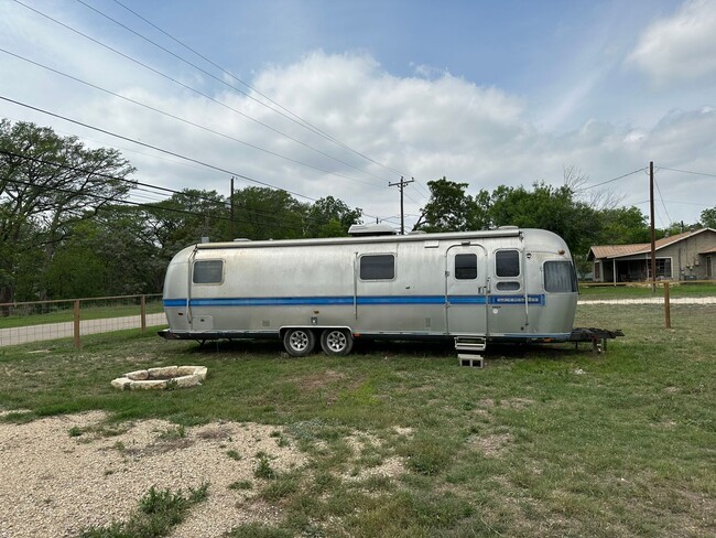 Primary Photo - Air Stream in Center Point