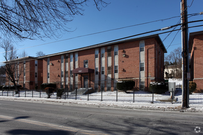 Primary Photo - Bennington Apartments