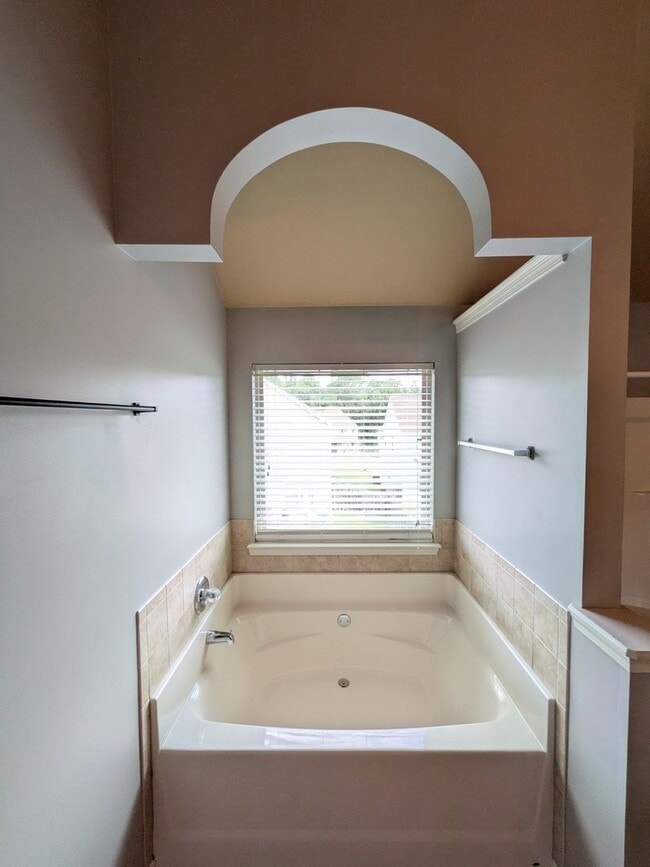 Building Photo - 2609 Serenity Ln