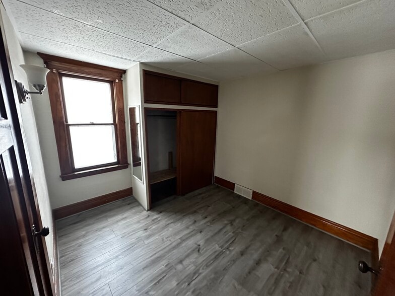 Building Photo - 23 Indian Orchard Pl