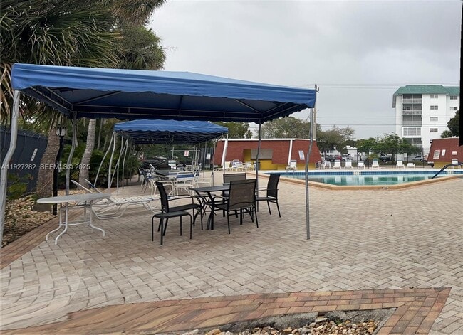 Building Photo - 4740 NW 21st St