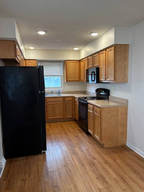 Building Photo - 1824 Albany St