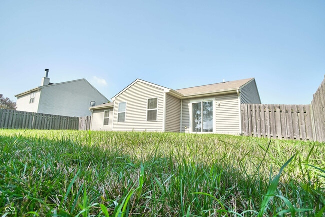 Building Photo - 12983 Quarterback Ln
