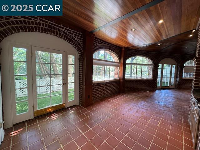 Building Photo - 1675 El Nido Ct
