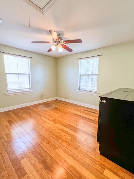 Third bedroom - 5717 Pasteur Blvd