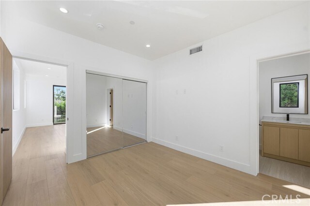 Building Photo - 13602 Burbank Blvd