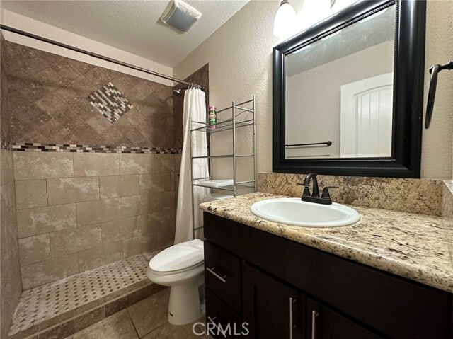 Building Photo - 600 Pinecrest Ln