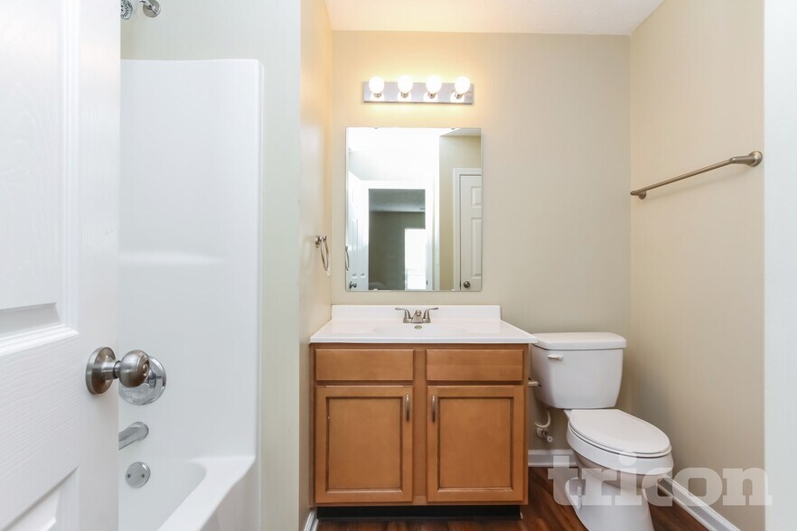 Building Photo - 2940 Armaugh Dr