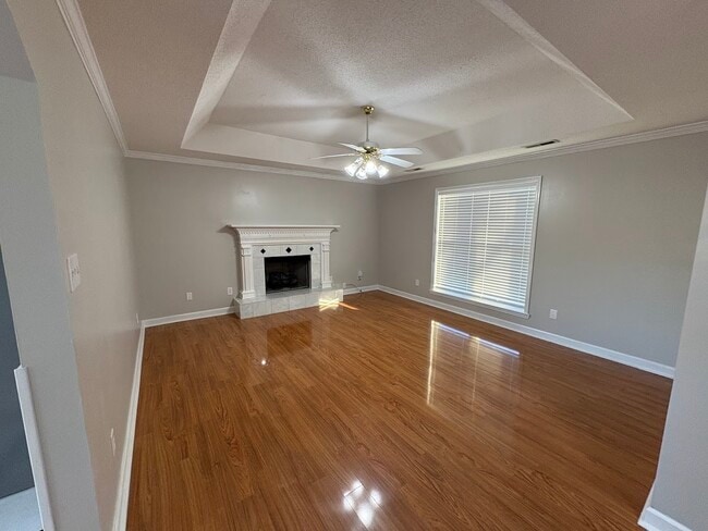 Building Photo - 103 Willow Green Dr