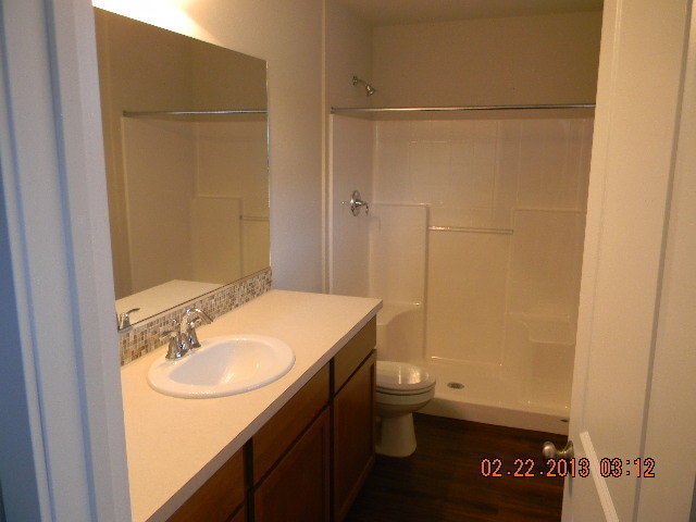 Building Photo - (P#193)