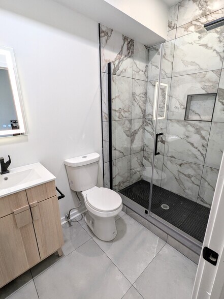 Building Photo - 1503 N Stillman St