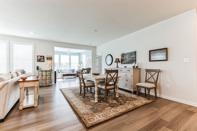 Building Photo - High-End Year Round Rental in Lewes