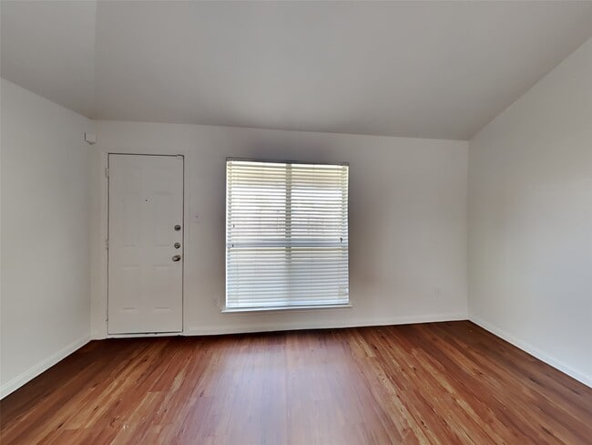 Building Photo - 2322 Steep Pine Tr